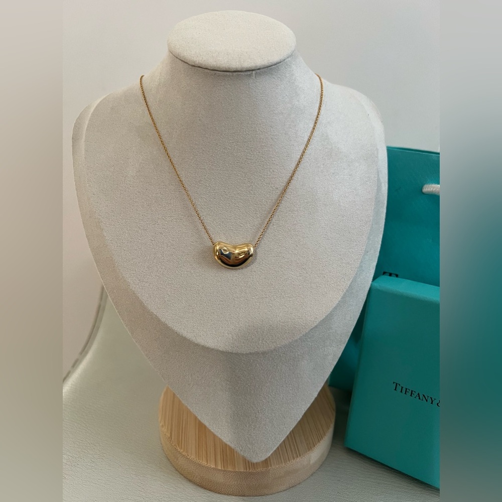 Tiffany and co bean design necklace 18mm in 18k YG